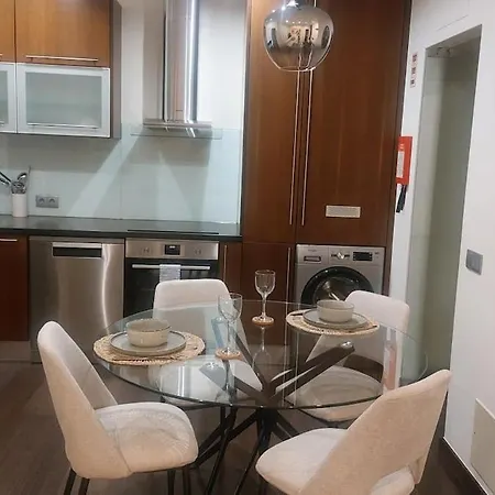 Deluxe Two-bedroom In Fátima