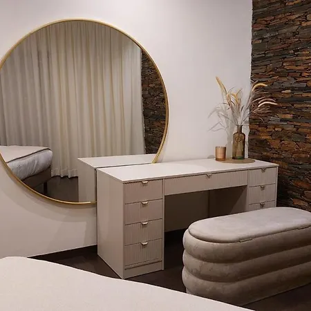 Deluxe Two-bedroom In Apartamento Fátima